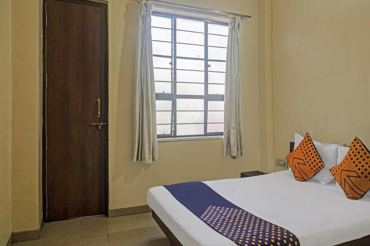 Mangvadi Oyo Flagship 75444 Hotel Kinara Lodging & Boarding المظهر الخارجي الصورة