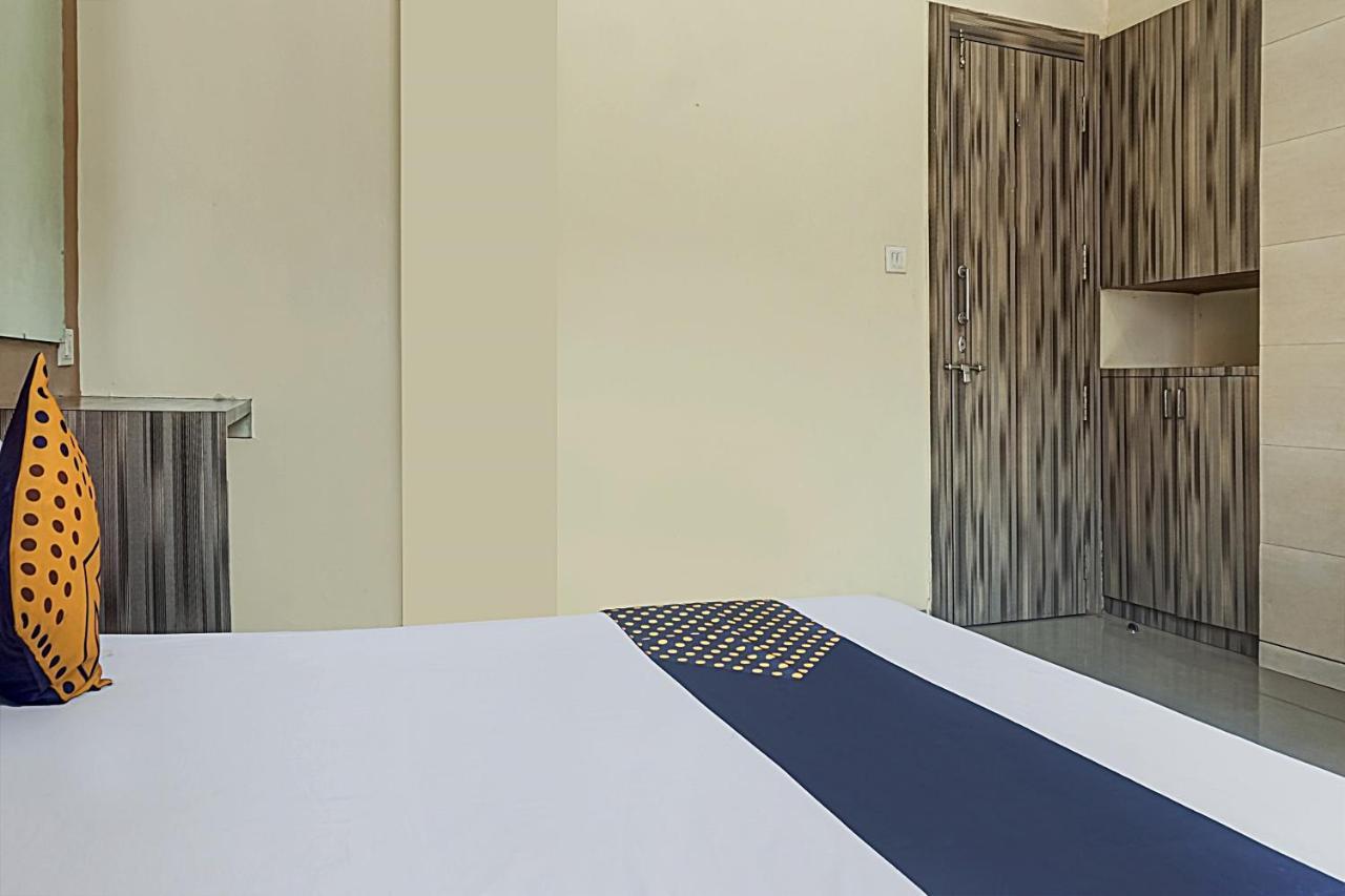 Mangvadi Oyo Flagship 75444 Hotel Kinara Lodging & Boarding المظهر الخارجي الصورة